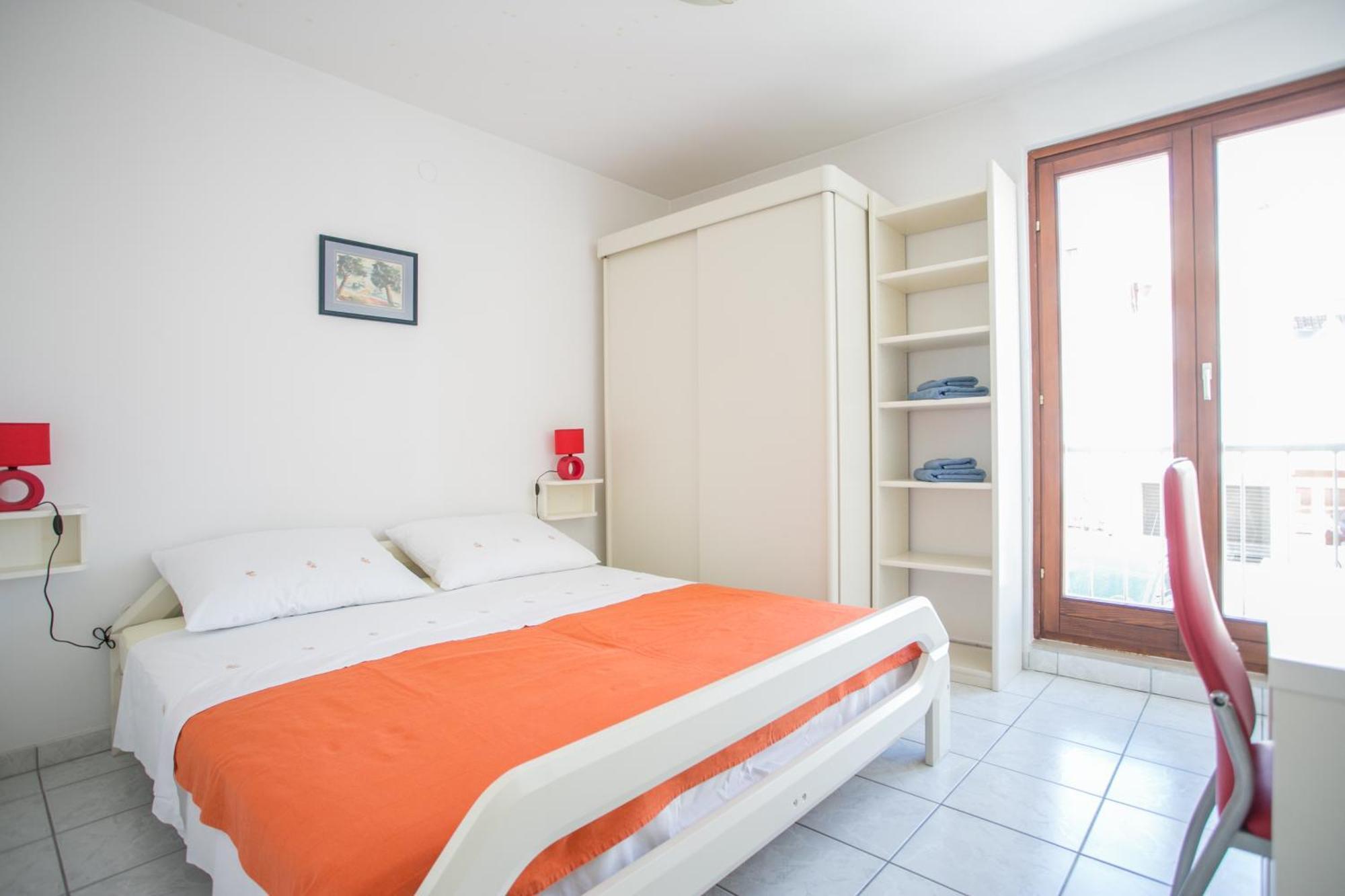 Sea View Apartment Reno W/Garage Split Ngoại thất bức ảnh