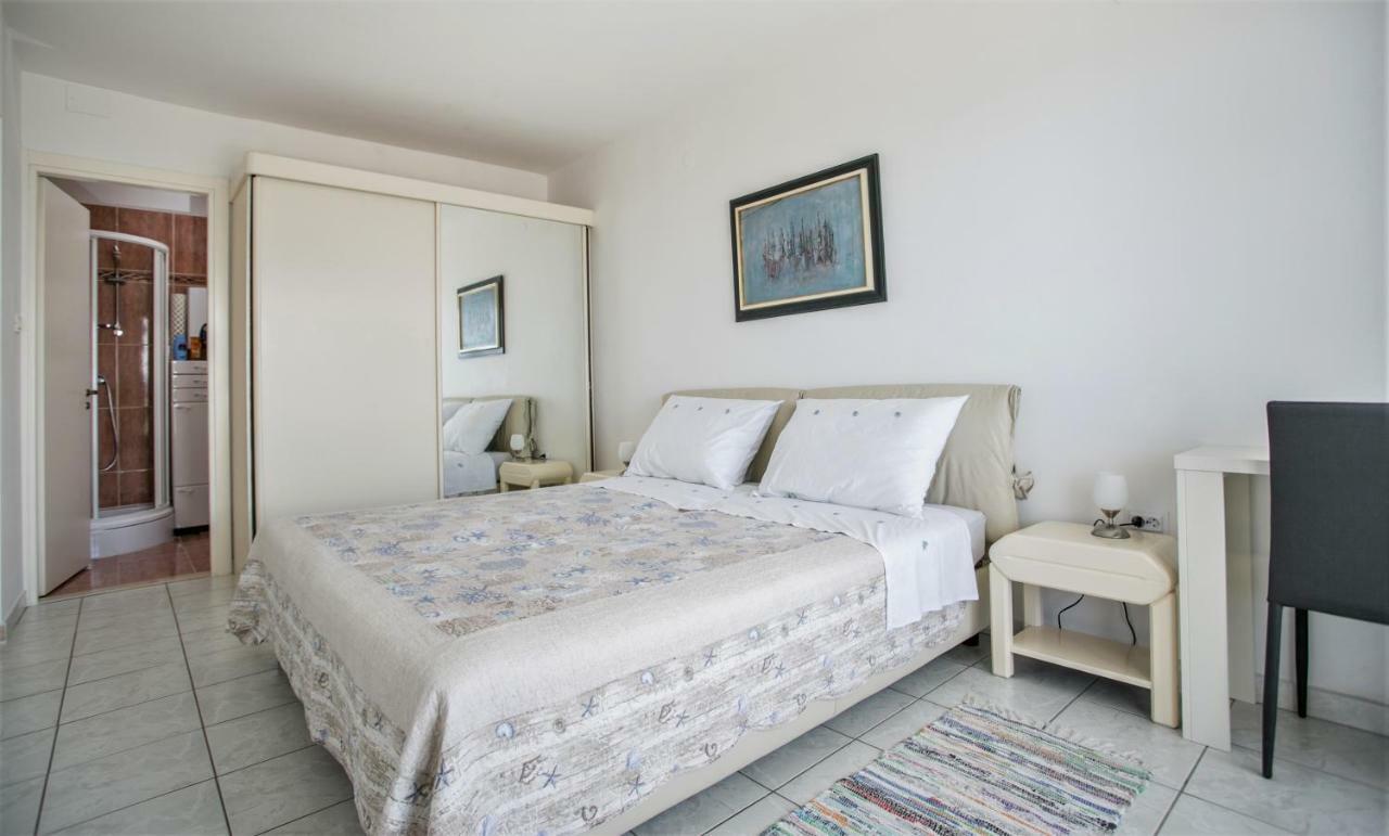 Sea View Apartment Reno W/Garage Split Ngoại thất bức ảnh